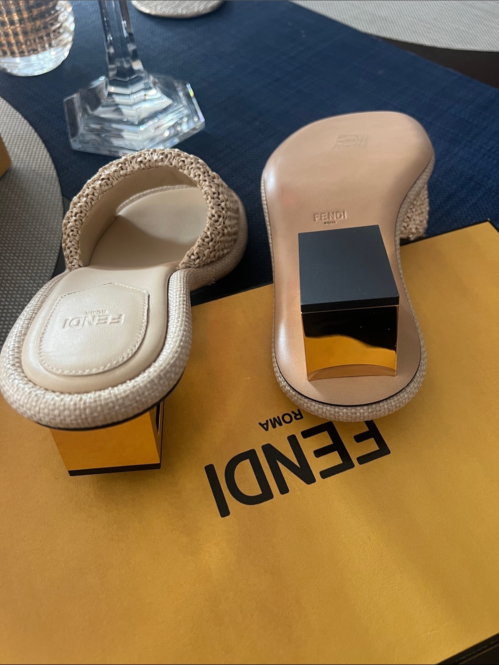 FENDI Rafia slide sandal - paglia - Picture 7 of 9